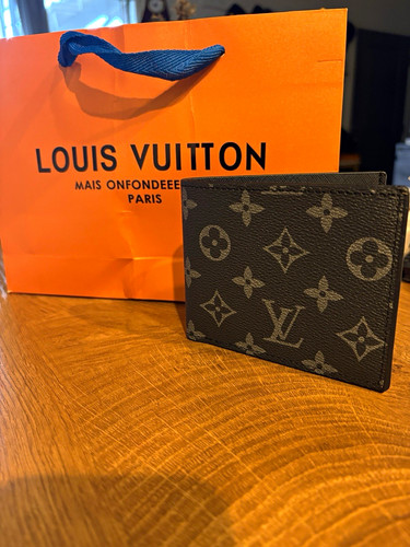 Louis vuitton monogram bifold - vuitton,